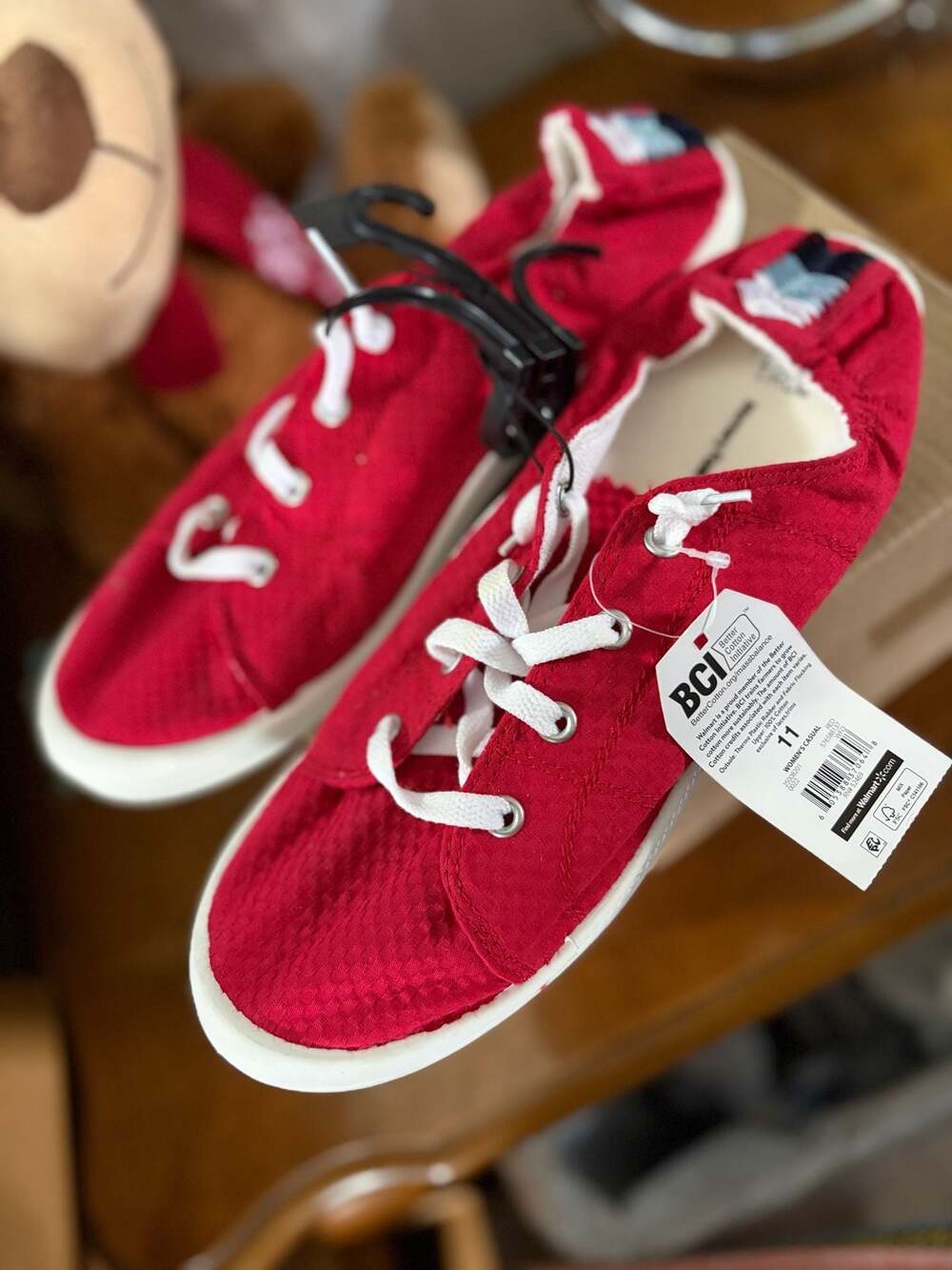 Time and Tru Red Women's Casual Memory Foam Sneakers Size 11